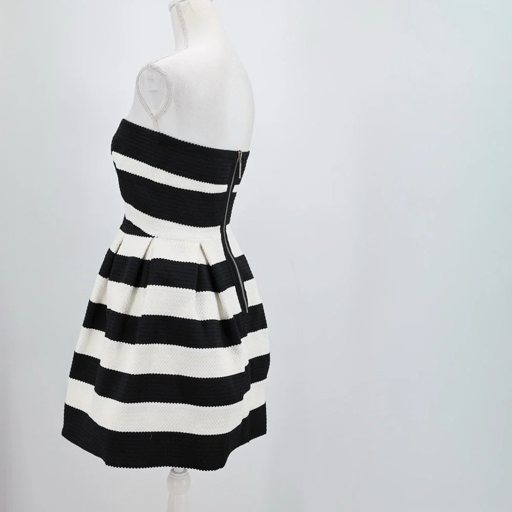 BCBGMaxAzria Alythea‎ Strapless Stripe Fit Flare Mini Dress Black Cream M